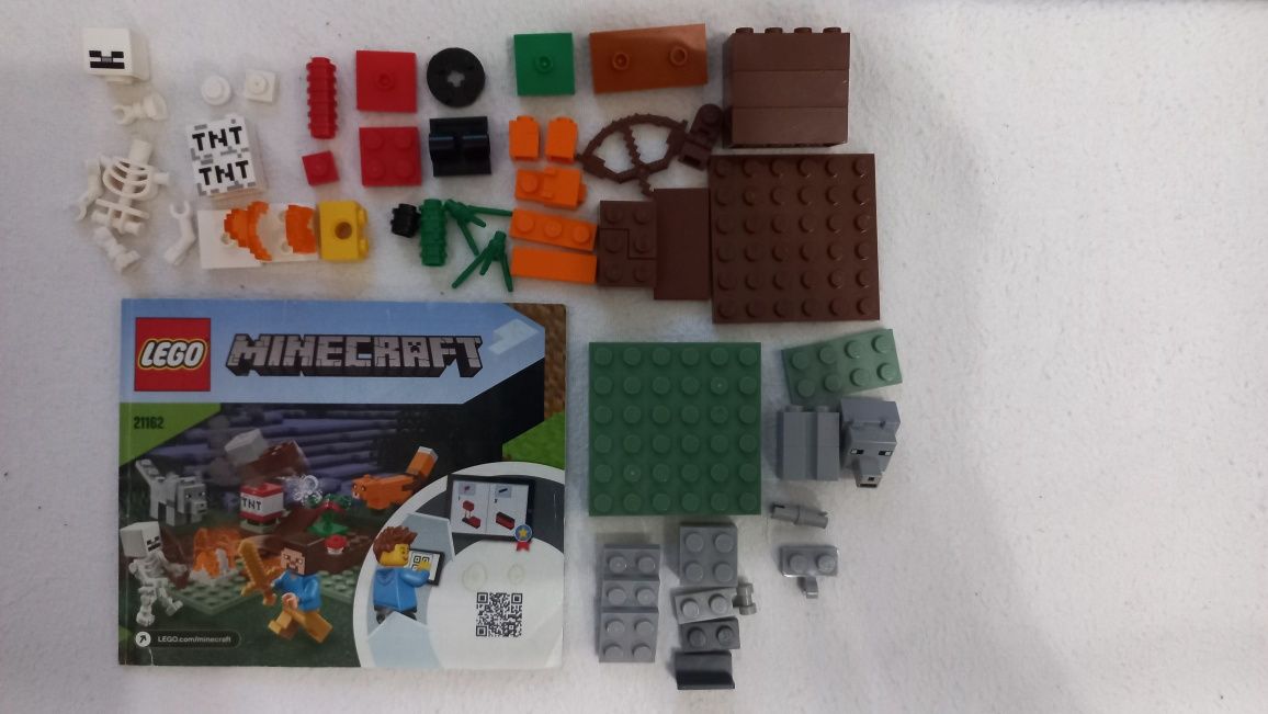 Конструктор лего LEGO майнкрафт minecraft 21162