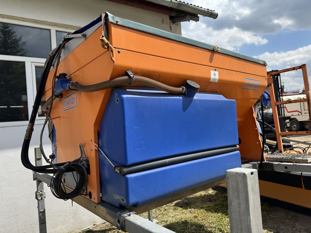 Zestaw do Unimog Schmidt Taśma Stratos 1,5 + pług śnieżny piaskarka