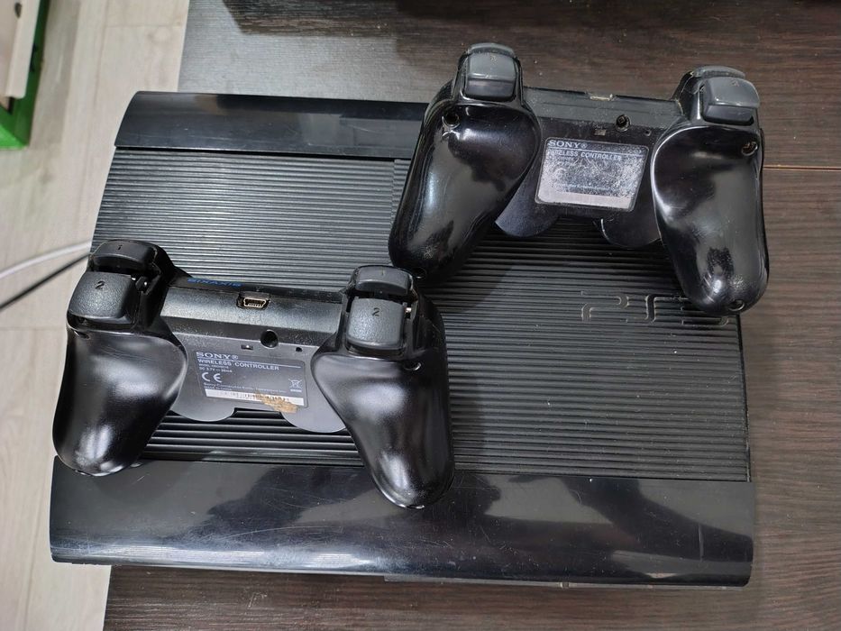 PS3 4.92.1 HEN Sony PlayStation 3 SuperSlim 500GB 2xpad ładowarka