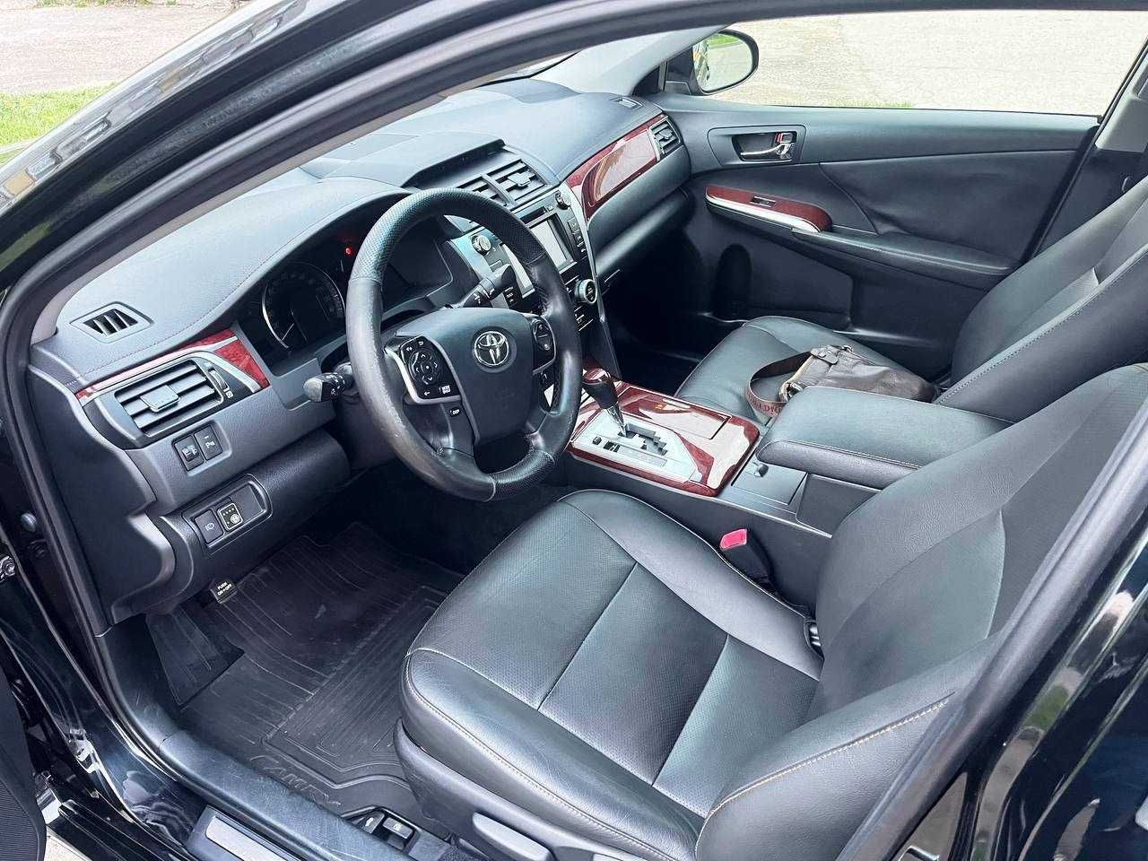 Toyota Camry 2013