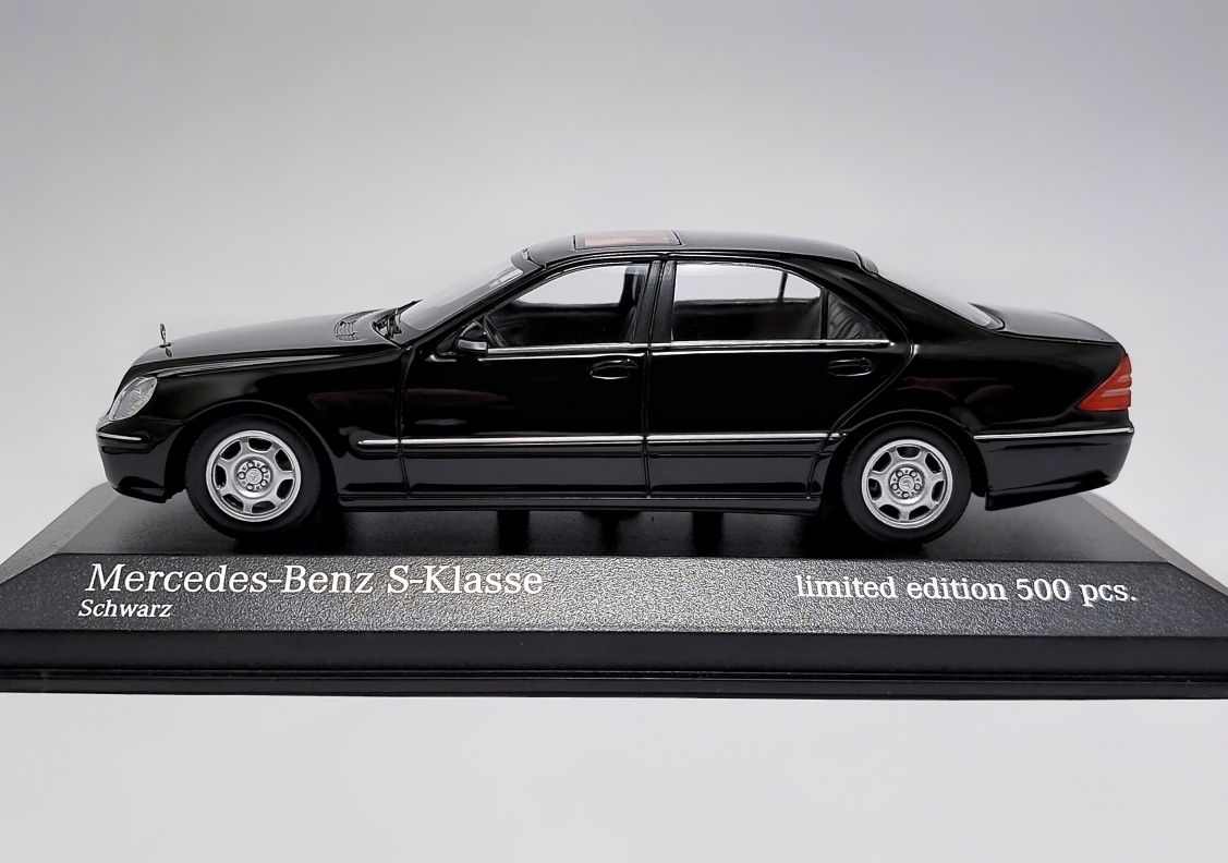 1:43 Mercedes S500 W220 (Minichamps) масштабная модель автомобиля