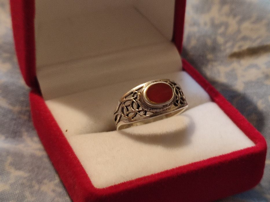 Кольца винтажные и серебряные цепочки