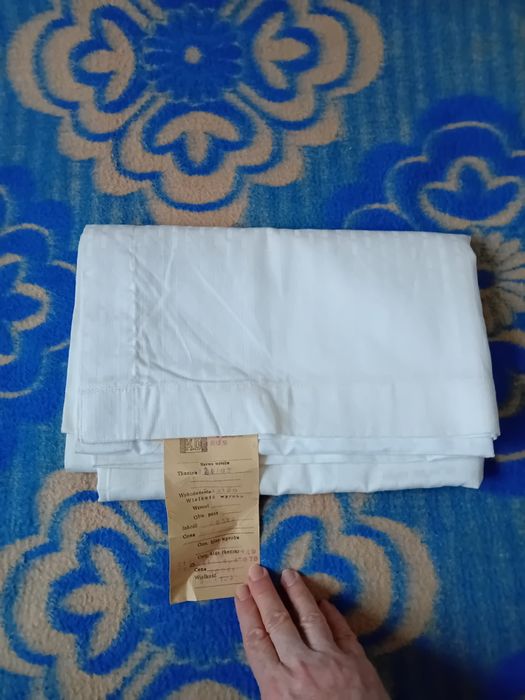 Obrus vintage biały. Nowy z metką.