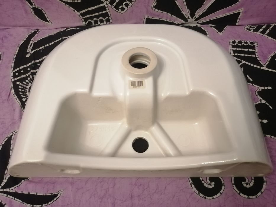 Umywalka Cersanit Capri 55