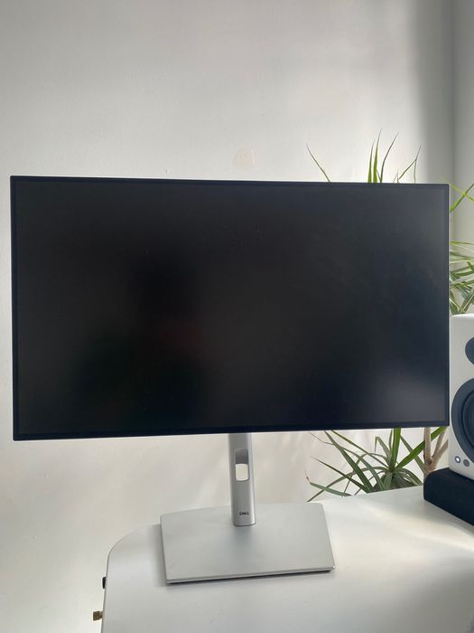Monitor Dell U2724D USZKODZONY