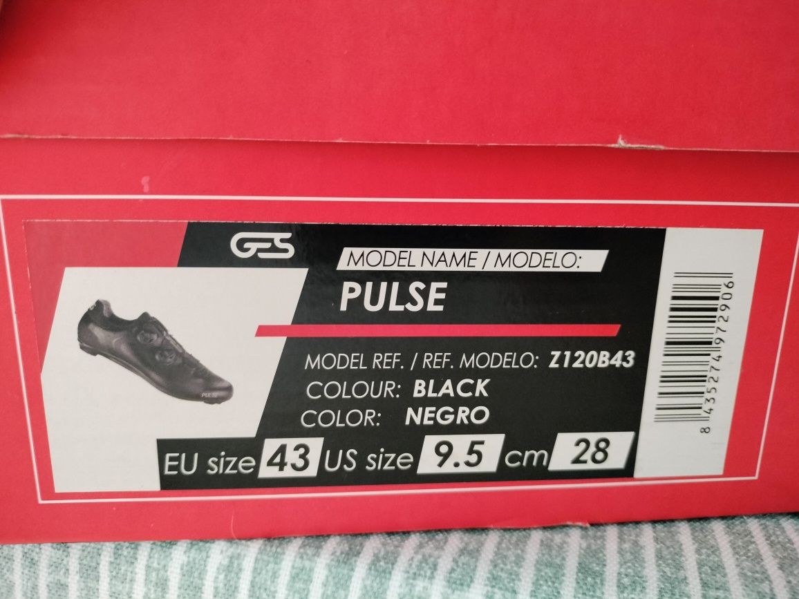 Sapatos de ciclismo
