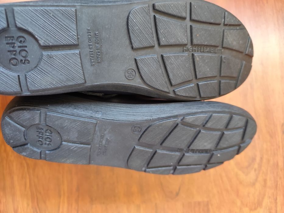 Sabrinas Gioseppo novas com etiqueta, em pele menina 39