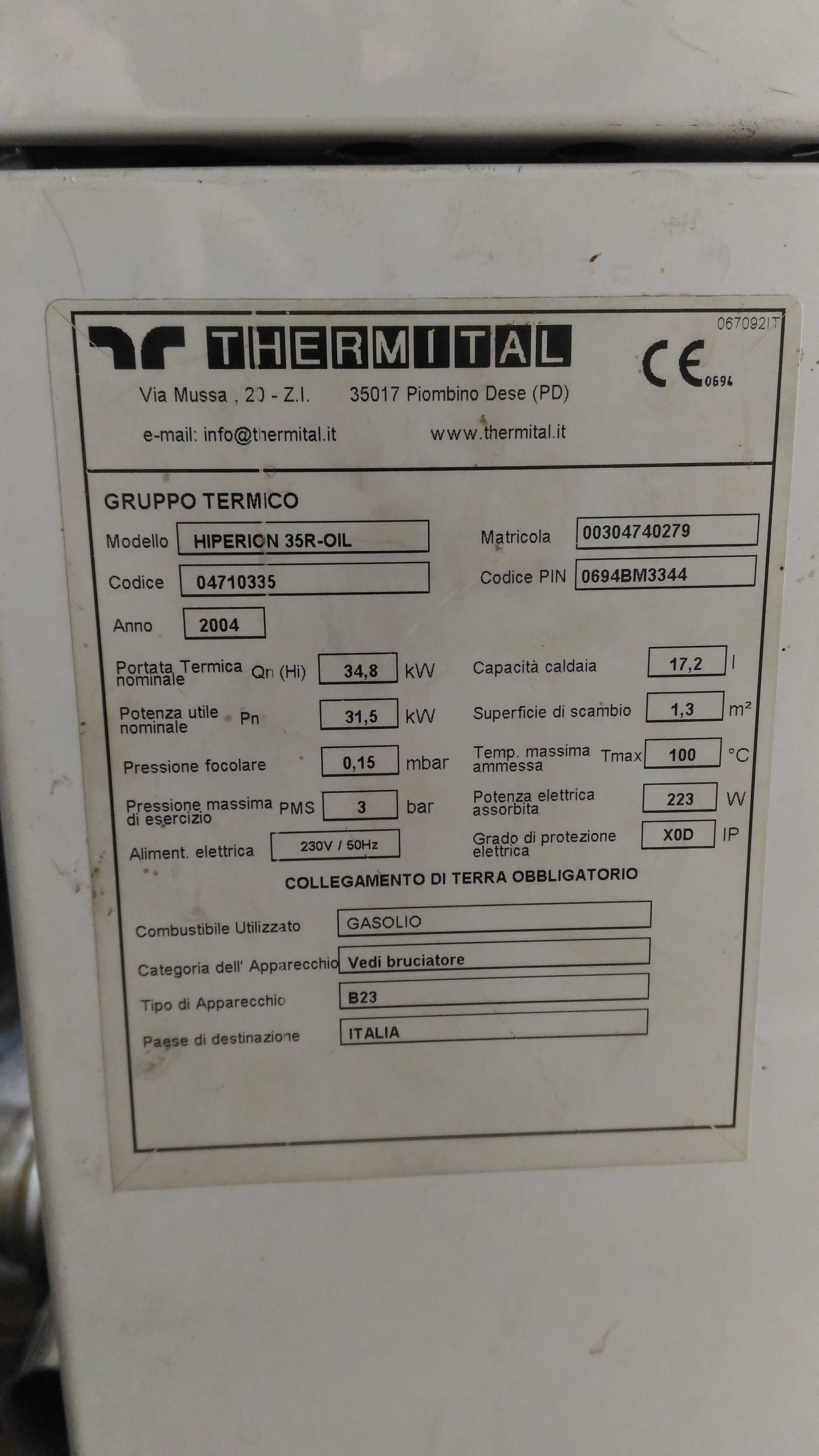 Caldeira a gasóleo Thermital Hiperion 35R usada + Depósito de 1000L