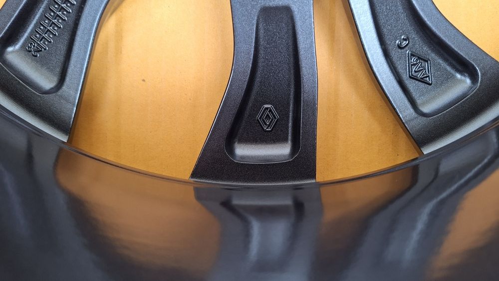 Nowe Alufelgi 5x114,3 R17 Renault Megane Kadjar Captur Kangoo Trafic