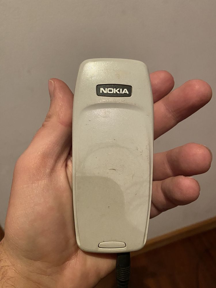 Telemóvel retro Nokia 3330