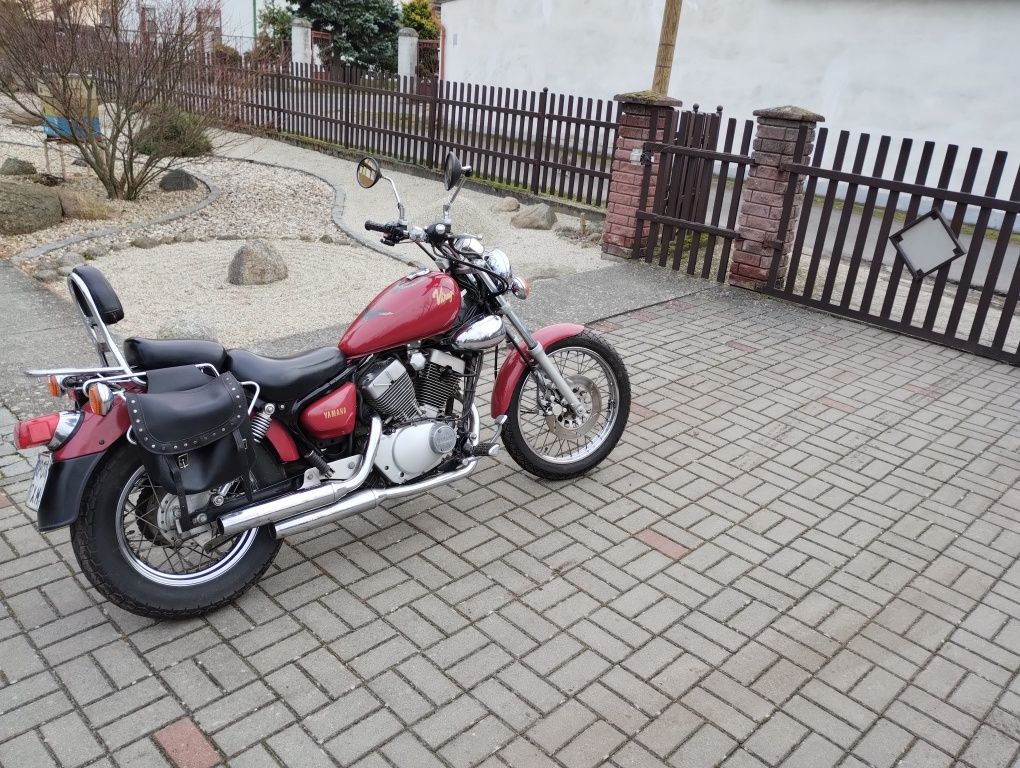 Yamaha Virago XV 250 .