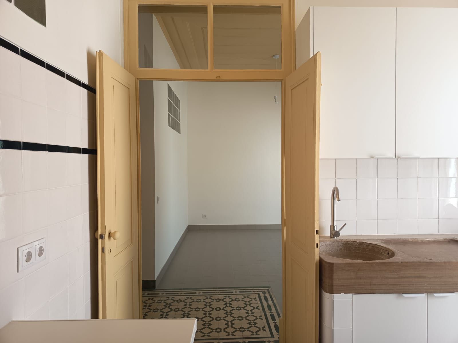 Casa típica algarvia renovada T2+1 com logradouro