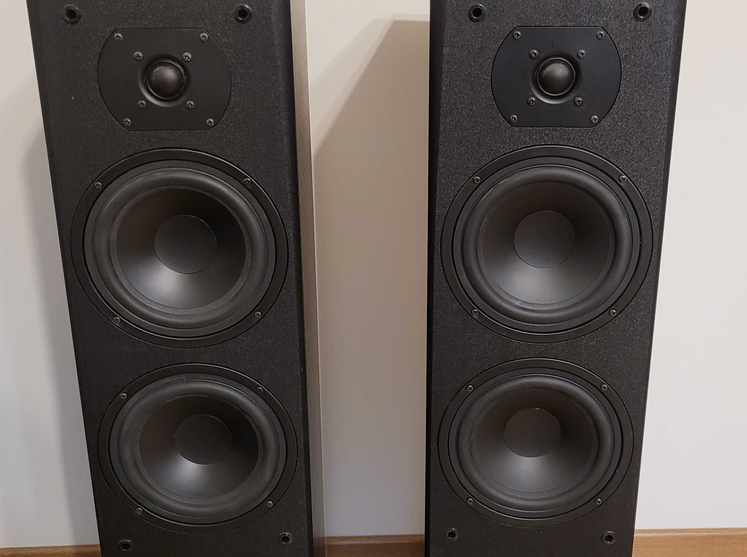 M-audio HCS 9920 MK3 kolumny głośnikowe - 7 szt.