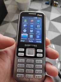 Кнопковий телефон Samsung C3322
