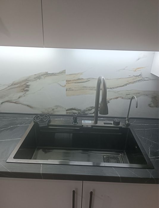 ПРОДАМ 2-комнатную квартиру, Центр АЕО|Є-відновлення