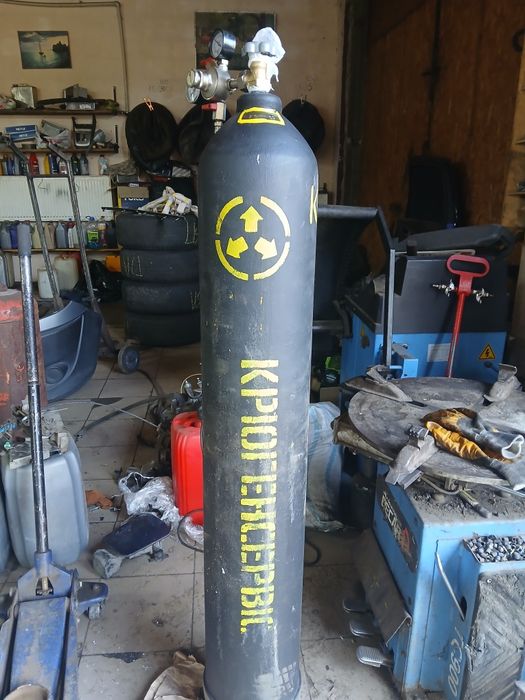 Продам углекислотный балон вместе с редуктором Micro Matic