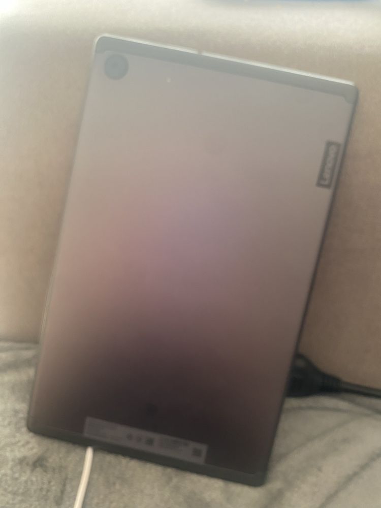 Vendo tablet lenovo m10 plus