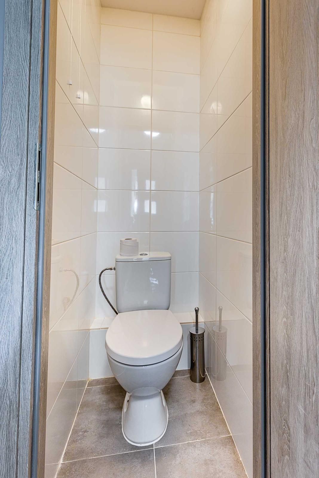Room for Rent - Pokój do wynajęcia - Dostępny od 1 sierpnia 2025 r.