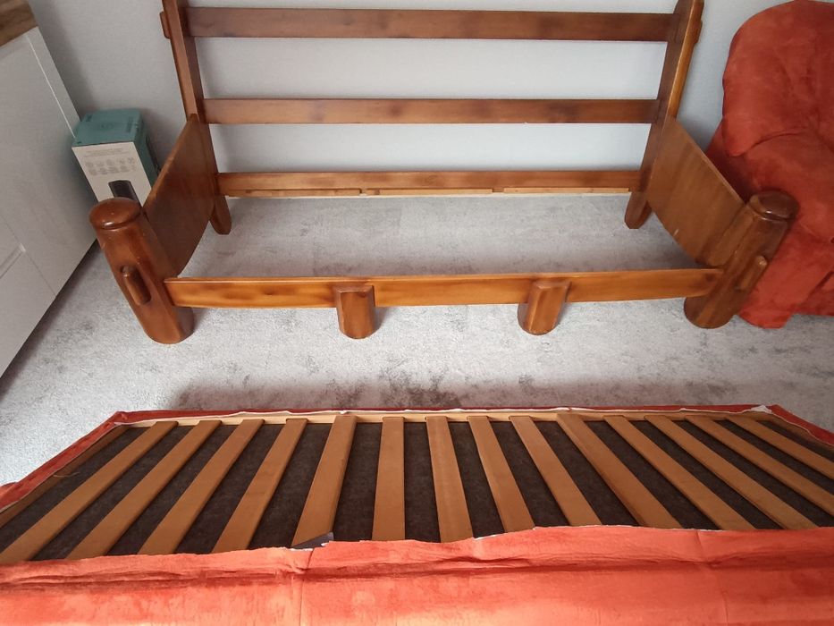 Sprzedam komplet wypoczynkowy skórzany plus gratisy