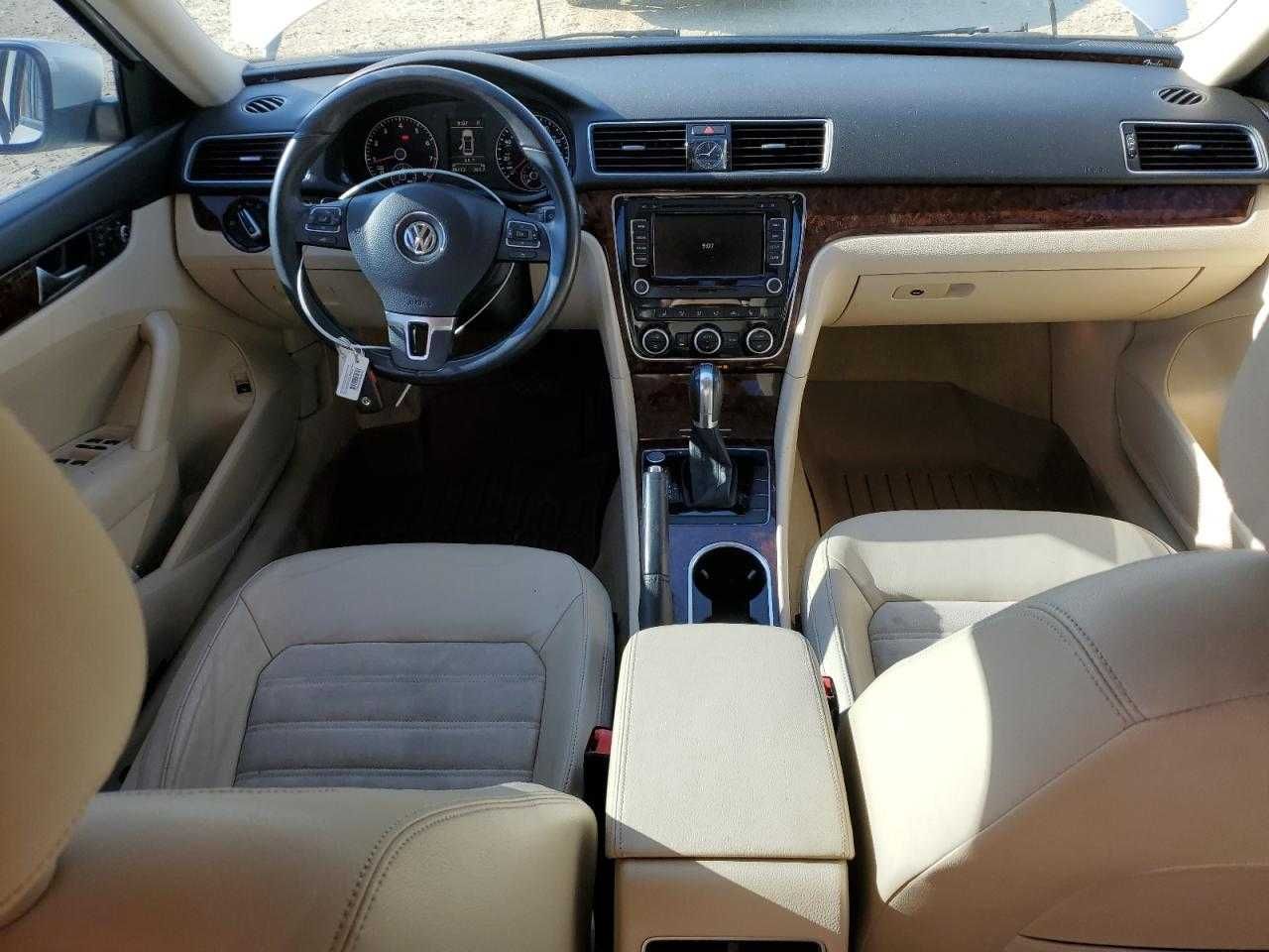 Volkswagen Passat Sel 2013