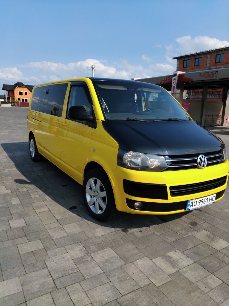 Продам буса Т5,,2,5,, КП автомат.