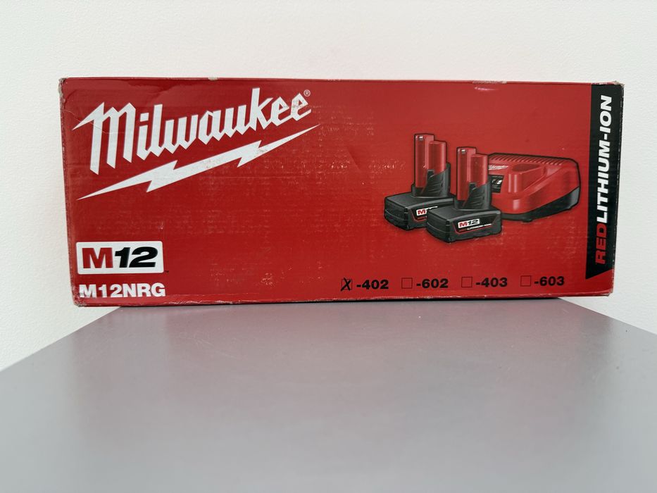 Базовый комплект аккумуляторов Milwaukee M12 NRG-402/403
