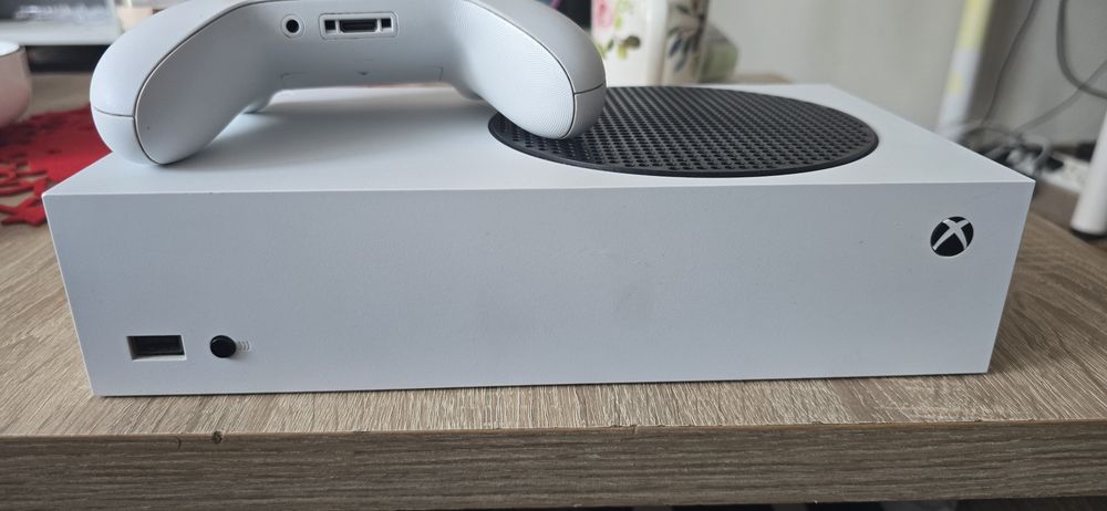 Xbox Series S 512 GB + Pad