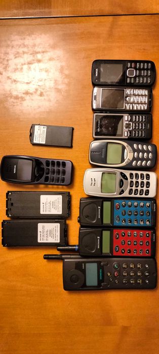 Telemóveis Nokia, Sony Ericsson, Siemens