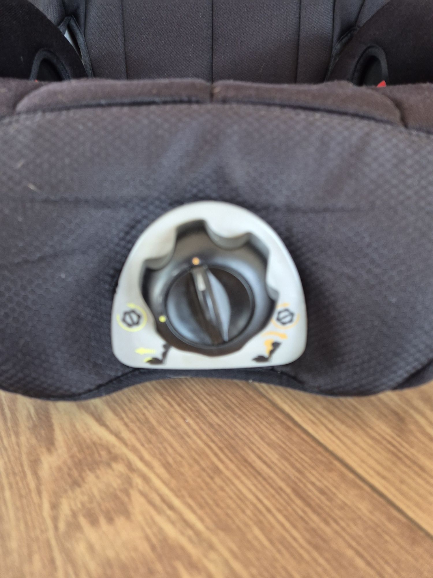 Fotelik samochodowy Casualplay Protector Fix 15-36Kg isofix