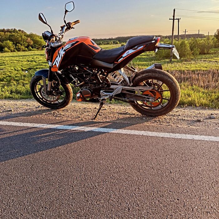 Продам мотоцикл КТМ Дюк 125