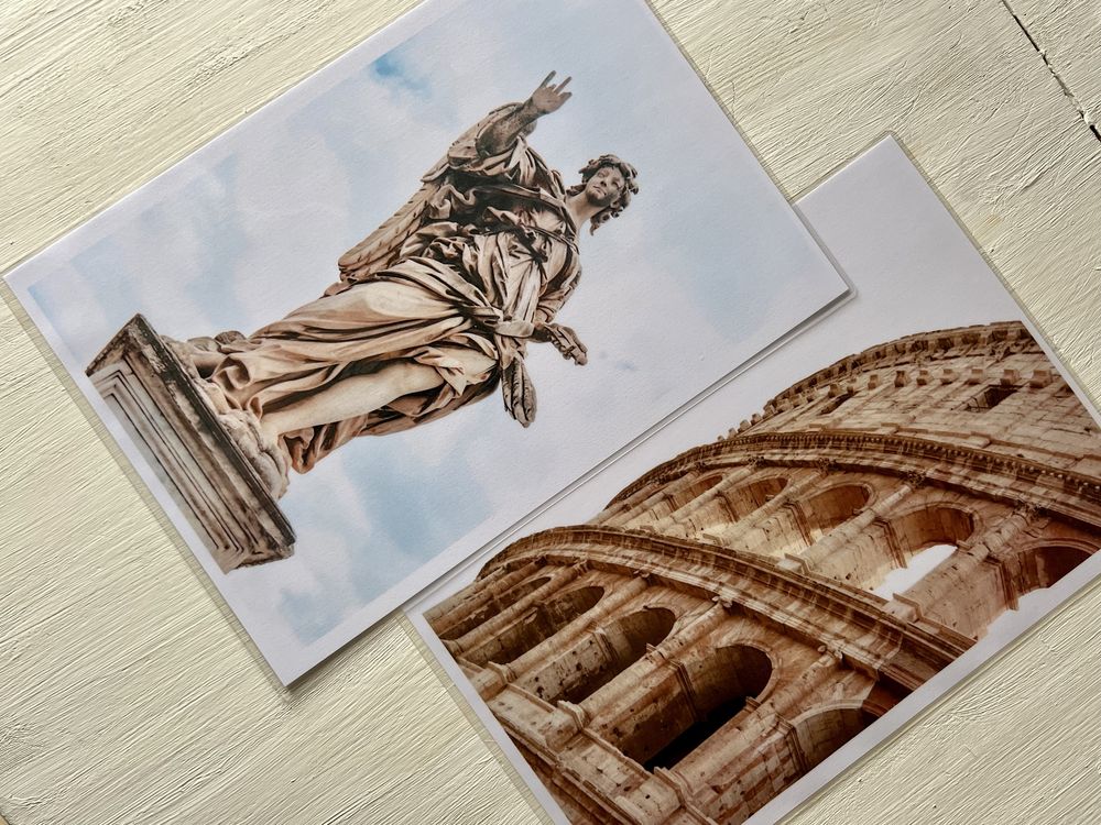 Fotografias e imagens impressas e plastificadas