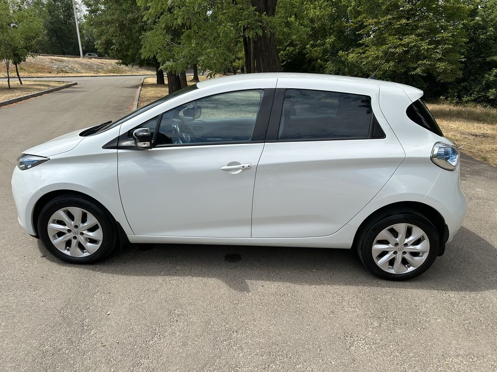 Renault Zoe 2016 рік