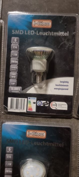 Żarówki LED I-Glow SMD – GU10, E14, E27, GU5.3 – razem około 190 sztuk