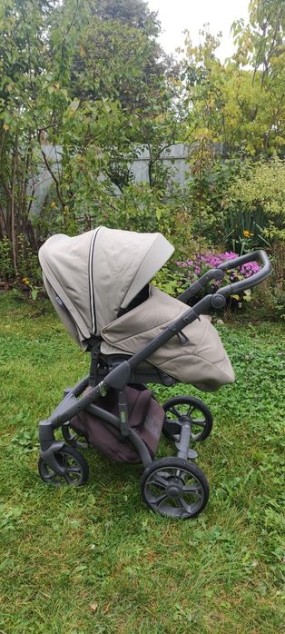Дитяча коляска 2 в 1 Roan Bass