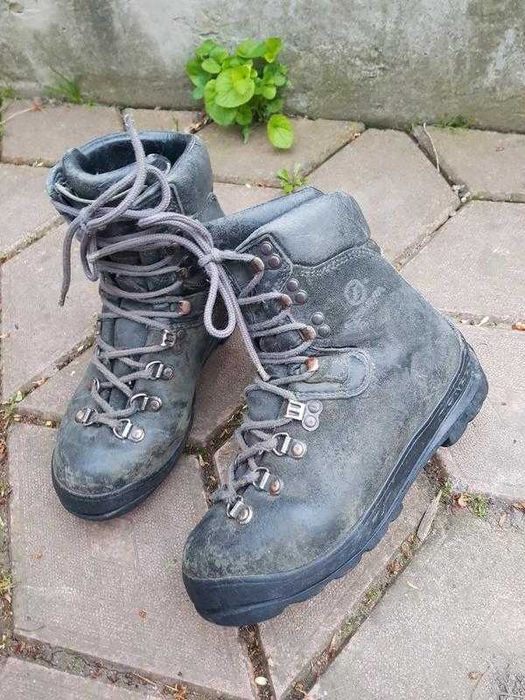 трекінгові гірські черевики берці тактичні scarpa vibram італія 38