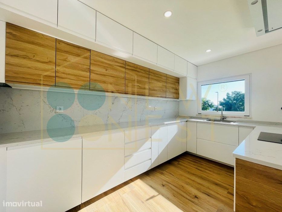 Moradia T4 nas Casas da Quinta em Palmela - Luxo, Conforto e Modern...
