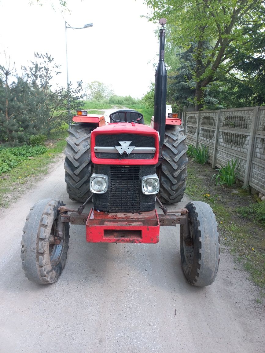 Ciągnik Traktor massey ferguson ursus zetor Transport