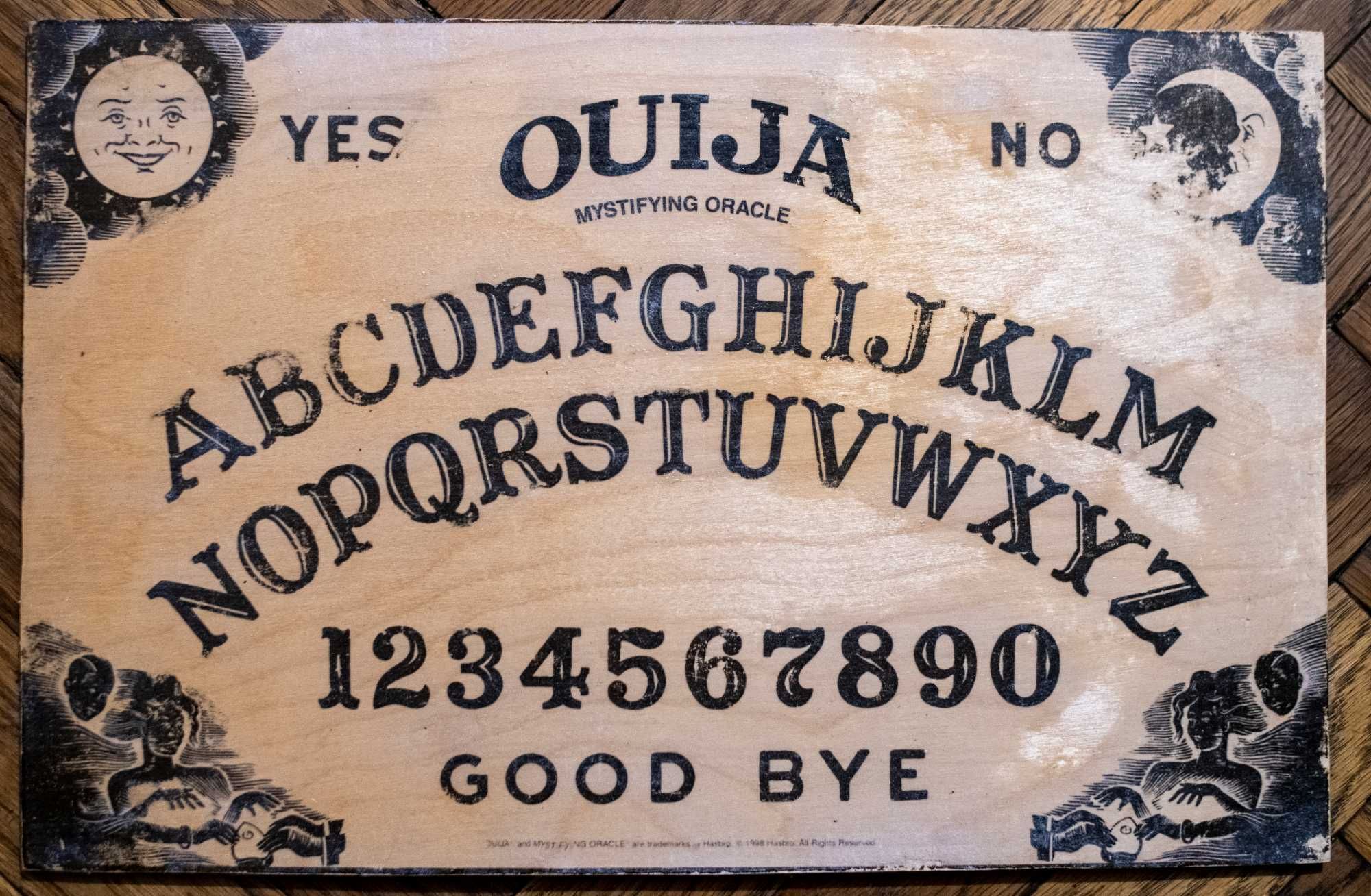 Tablica Ouija wywoływanie duchów halloween plansza spirytyzm