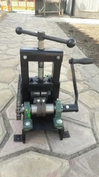 Трубогиб ручной профилегиб усиленный 50х50 трапециевидная резьба