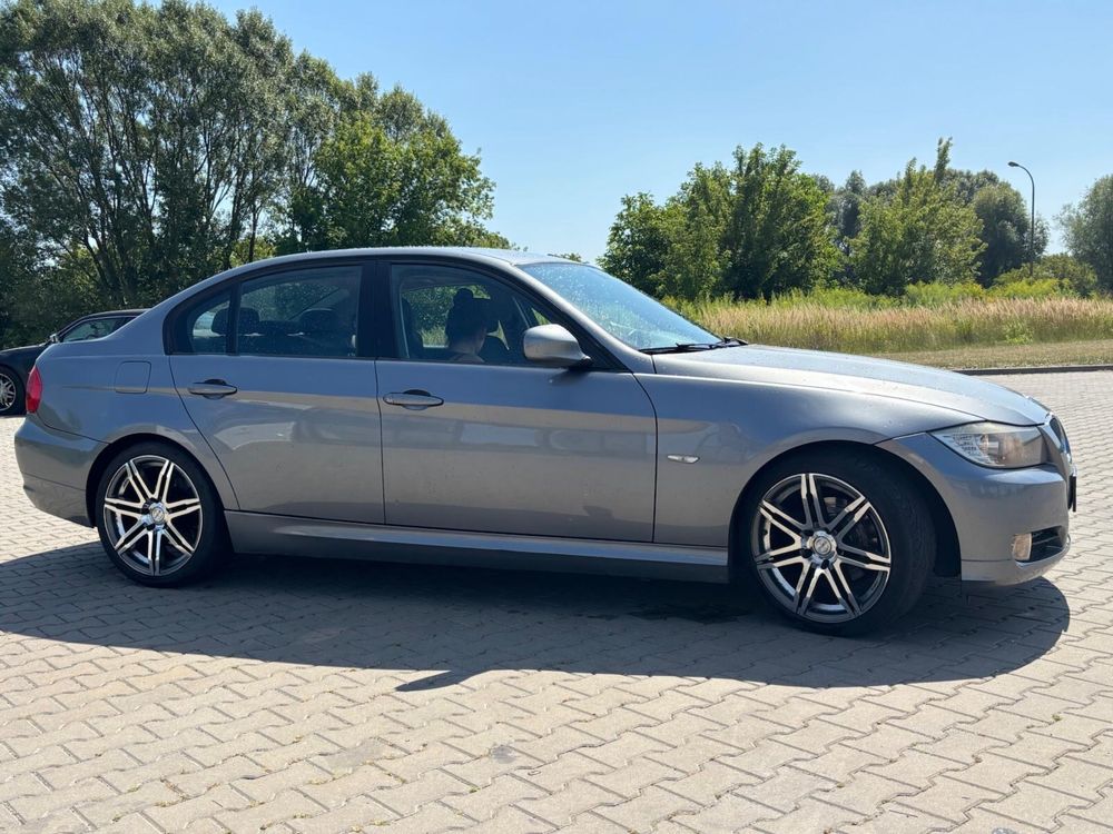 BMW e90 2010 rok polift