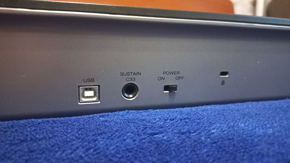 MIDI-клавіатура M-Audio Oxygen 61 MKIV