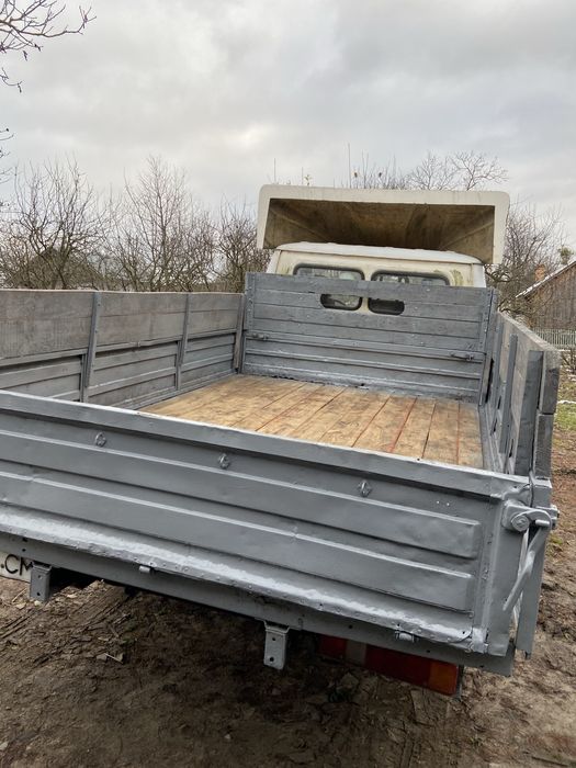 Газель бортова 2,4 бензин гарний стан