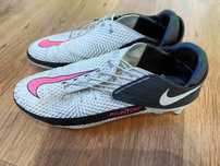 Korki Nike Phantom rozmiar 42