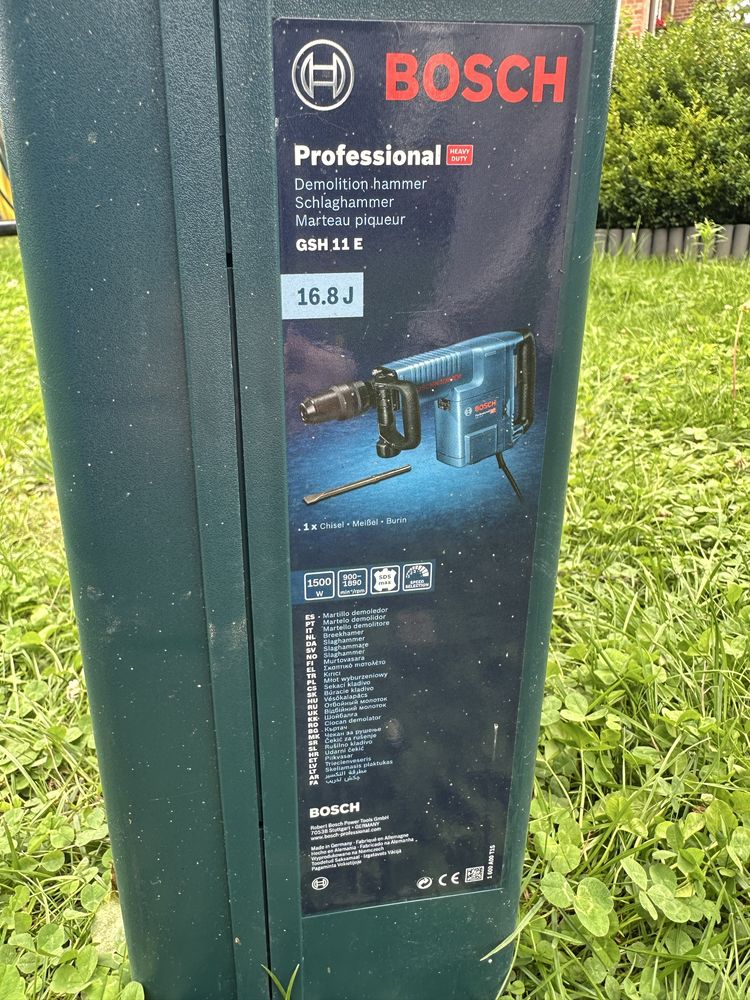 Młot udarowy Bosch GSH 11 E (zaplombowany, nowy)
