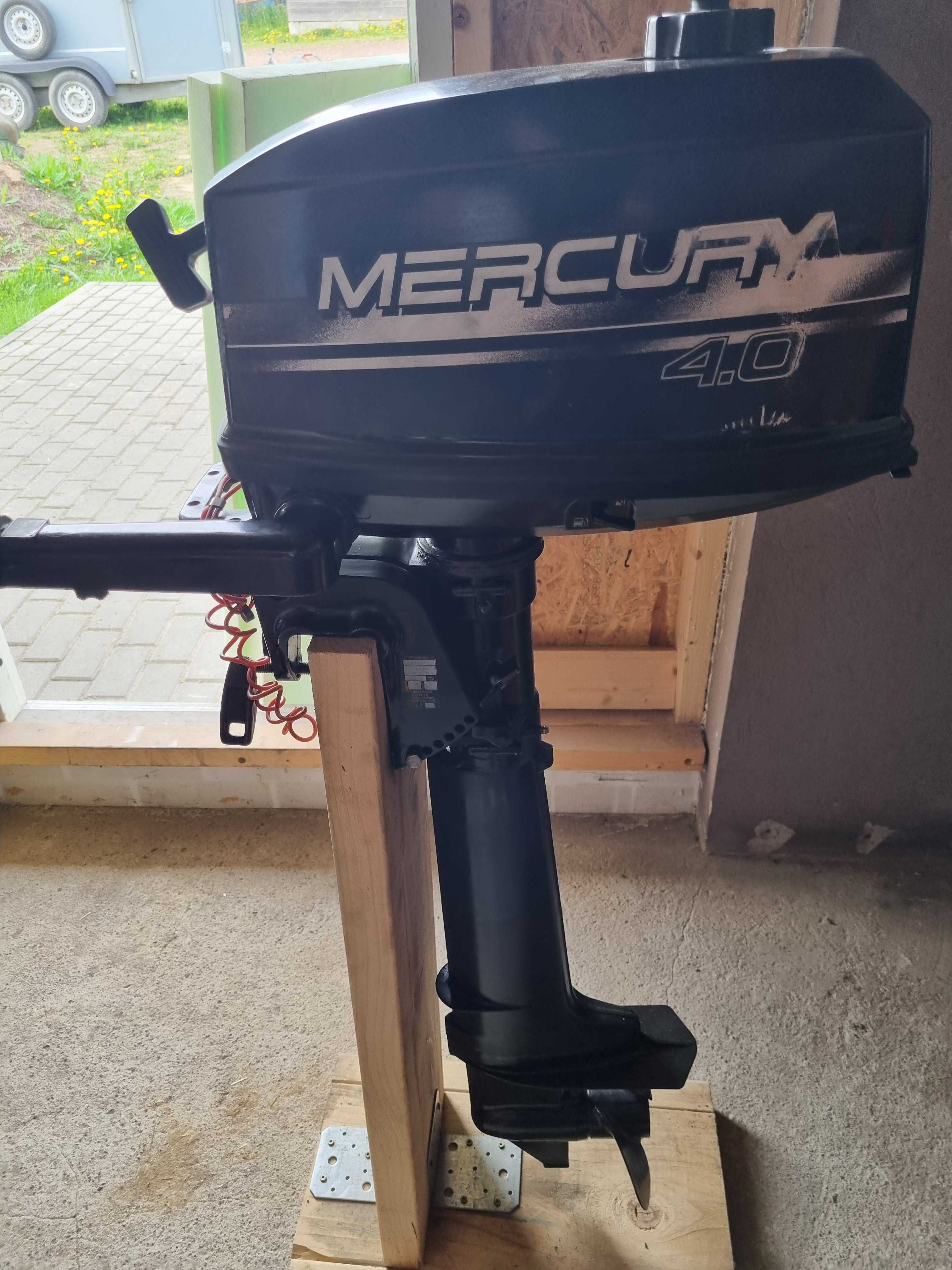 Silnik zaburtowy MERCURY  4 KM 2 suw r.1996
