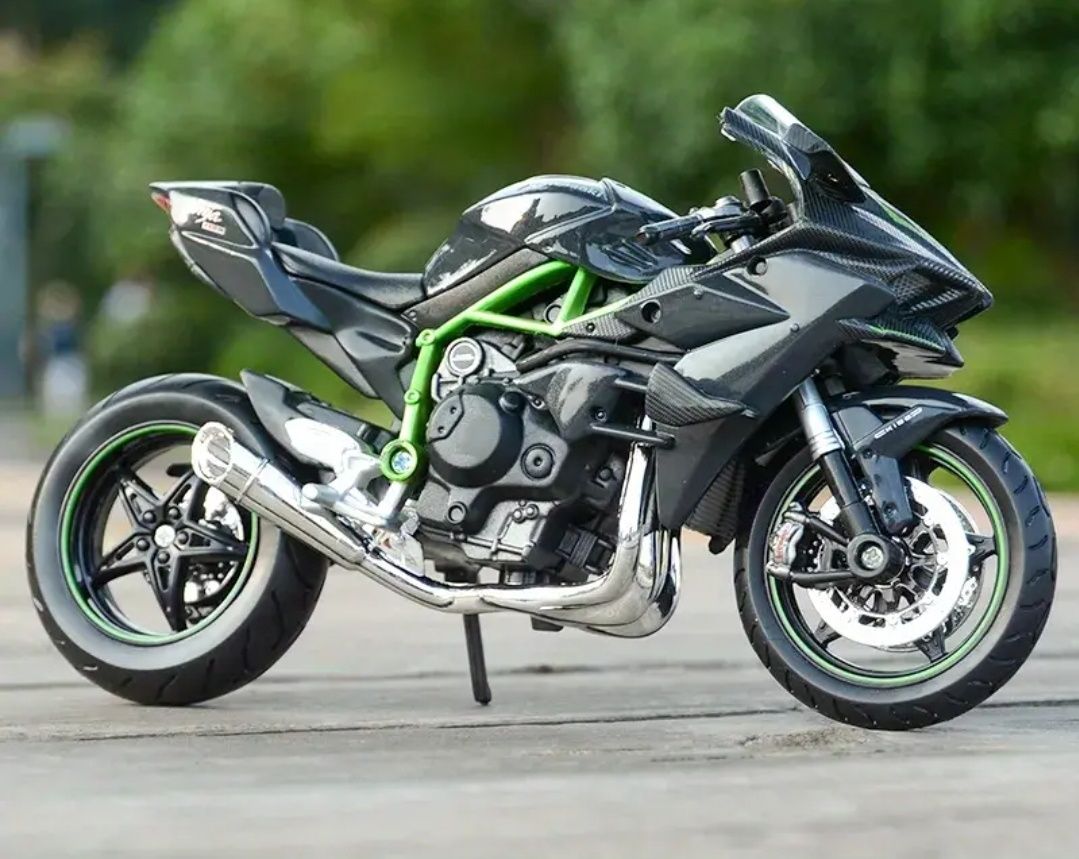 Kawasaki Ninja H2R 1:12