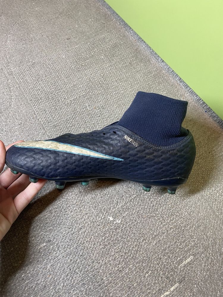 Бутсы nike hypervenom