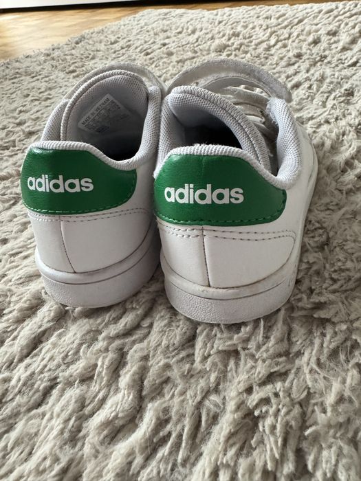 Adidasy adidas na rzepy dla dziewczynki,chłopca na wiosnę roz.29