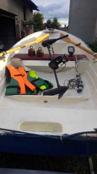 Łódka z wózkiem + silnik, sonda ,kapoki, wiosła