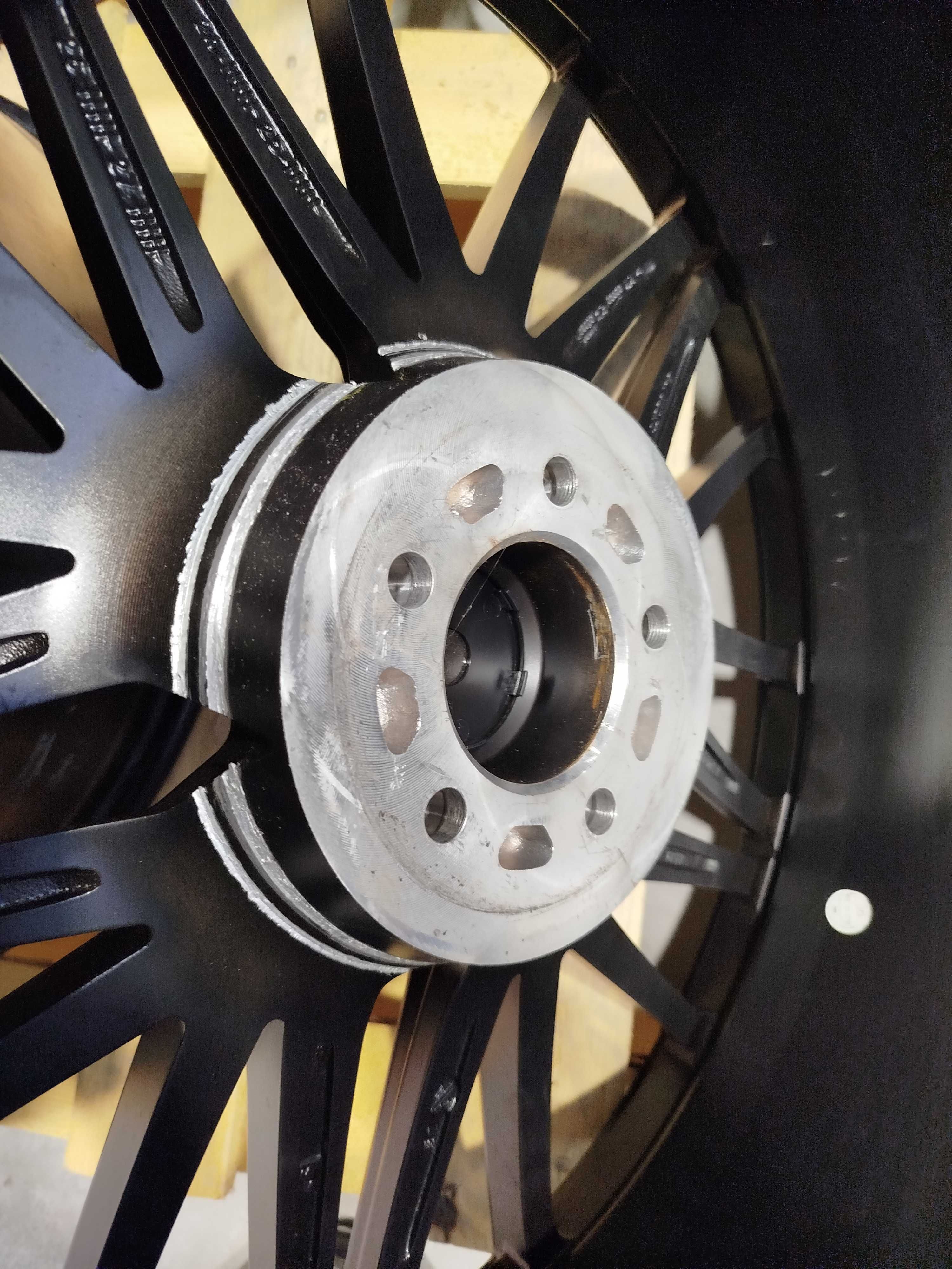 OUTLET! Felgi Japan Racing JR38 21x9 + 21x9,5 ET35 5x112 Matt Black